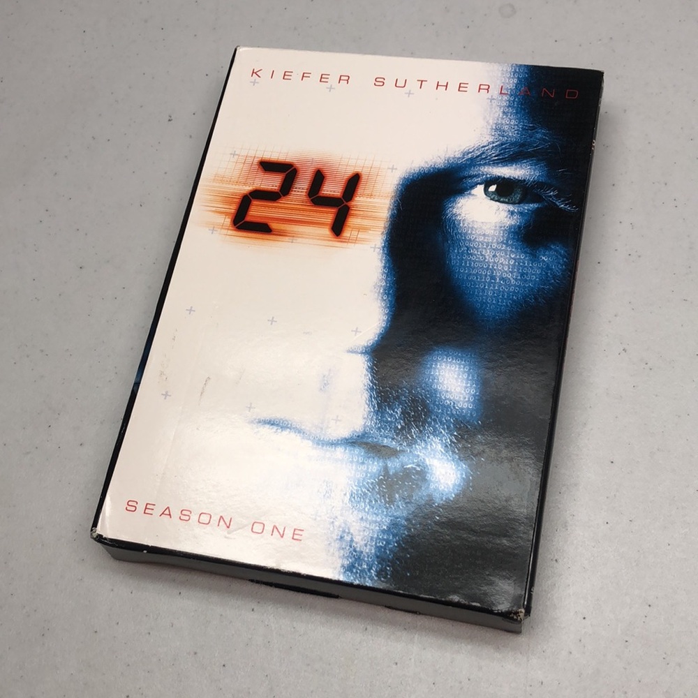 DVD BOX SET 24 SEASON 1 TV SERIES ALTERNATE ENDING EDITION ⭐️